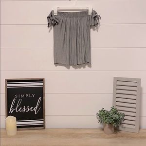 Cropped, off the shoulder, top